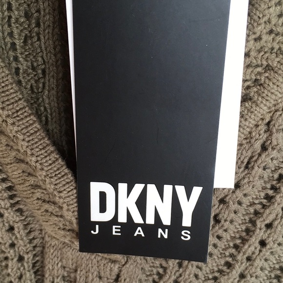 NWT DKNY Jeans Sleeveless Sweater - Picture 4 of 5